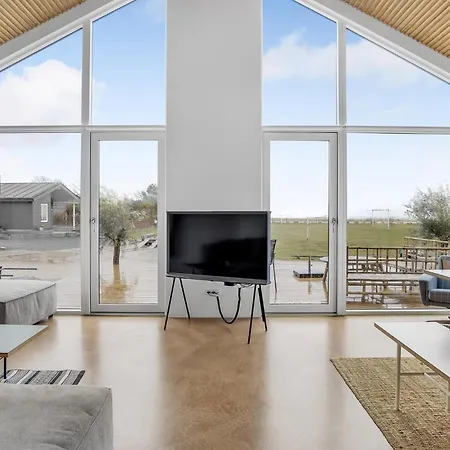 Holiday home Gorgeous In With Jacuzzi Haderslev